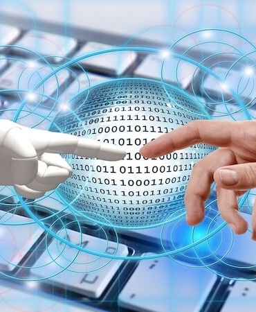 İnsan ve Robotlar Yarışıyor: Yeni Bir Çağın Başlangıcı mı