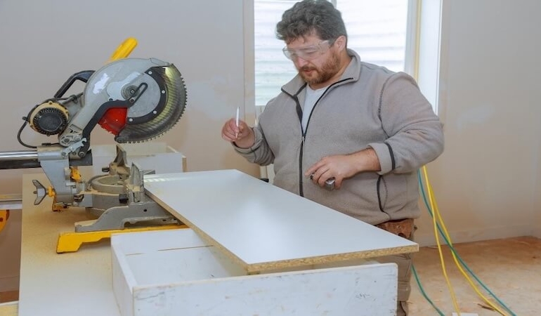 Melamin Nedir? Mobilya Seçimlerinde Neden Önemlidir?